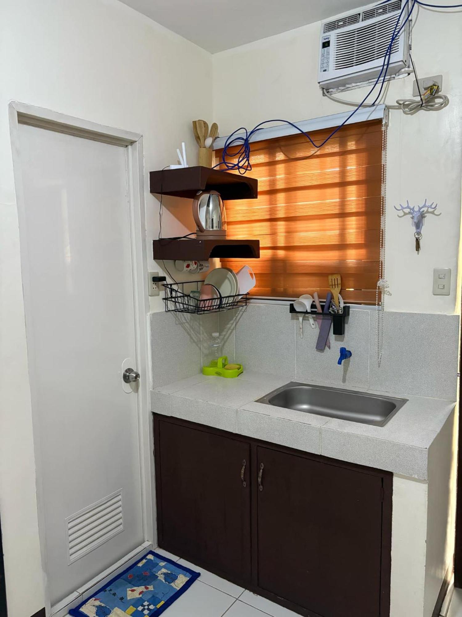 Airport Villamor Transient Rooms Manila Eksteriør billede